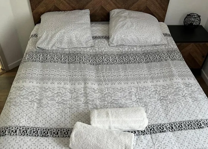 Апартаменты La Bellevue, 15 Mn De Toulouse, Wifi, Barbecue *